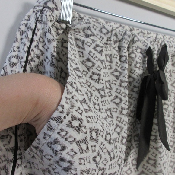 Club Monaco 100% Silk Mini Skirt 2 Brown Tie Pockets Geometric Y2K Low Rise 116 - Picture 4 of 13